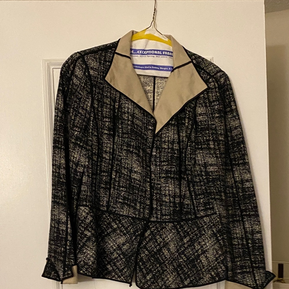 Lafayette 148 New York Black and Cream Blazer